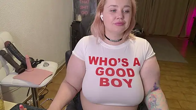 MargotGrey's cam snapshot