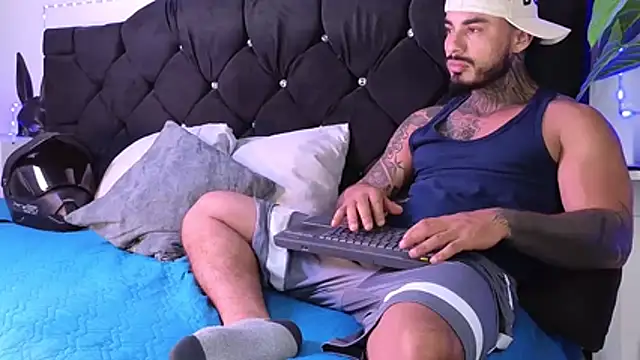 john_cartter1 live sex cam