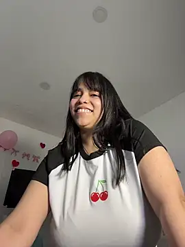 tati_reyess's cam snapshot