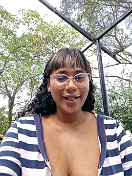 _kimberlly's cam snapshot