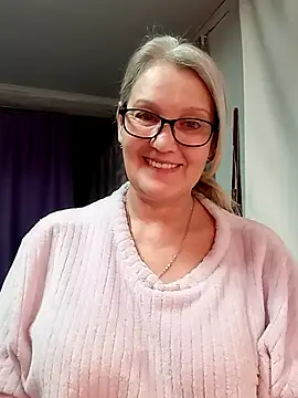 irinamaux live sex cam