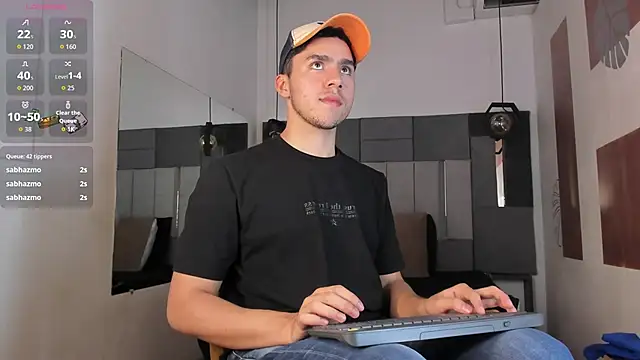 LiamNovak live sex cam