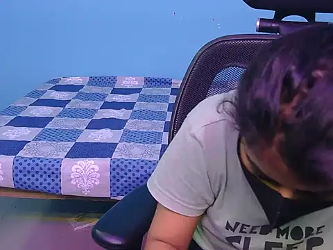 Its-anjali's cam snapshot