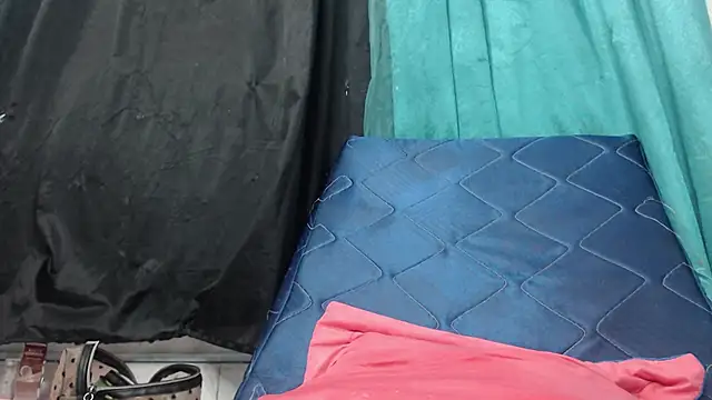 Hanna_Wilson1's cam snapshot