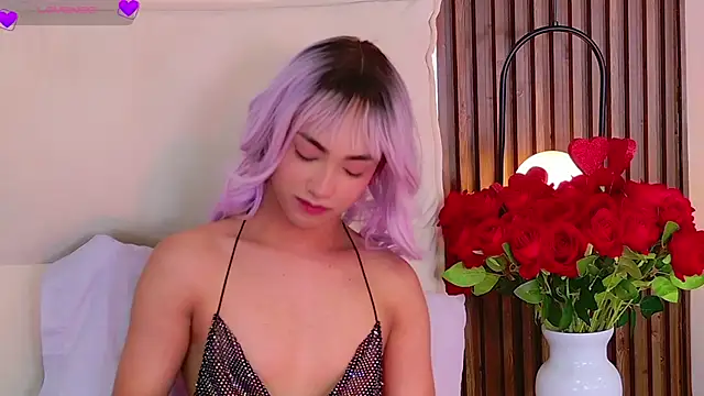 GraceFoxy live sex cam