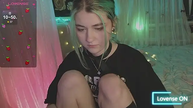 Miko_Meow's cam snapshot