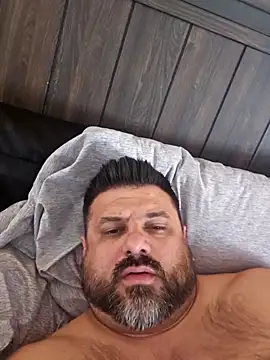 Roddog18 live sex cam