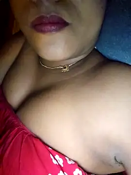 sexyindi_couple's cam snapshot