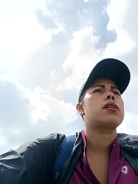 _andrea30 live sex cam