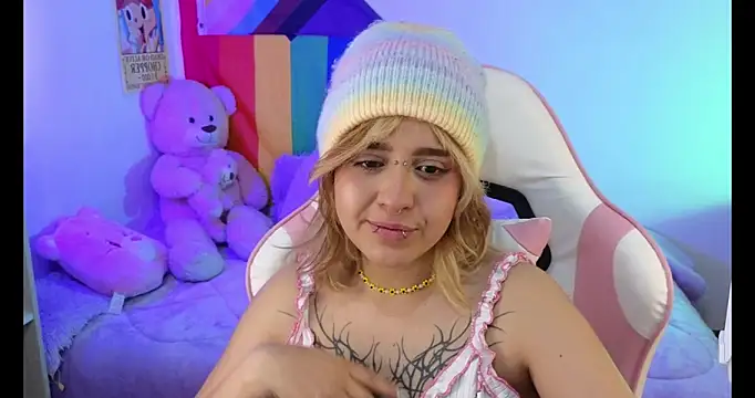 NekoWaifu's cam snapshot