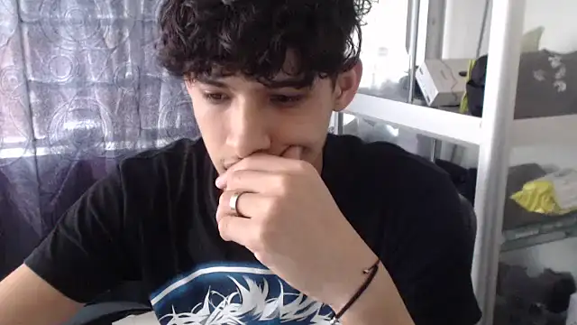 MaxStar26's cam snapshot