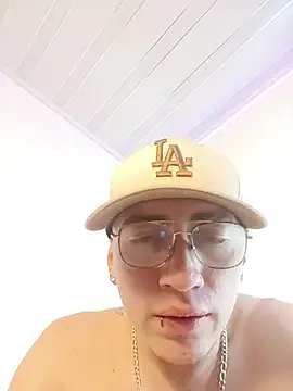 Emmanuel_Lust's cam snapshot