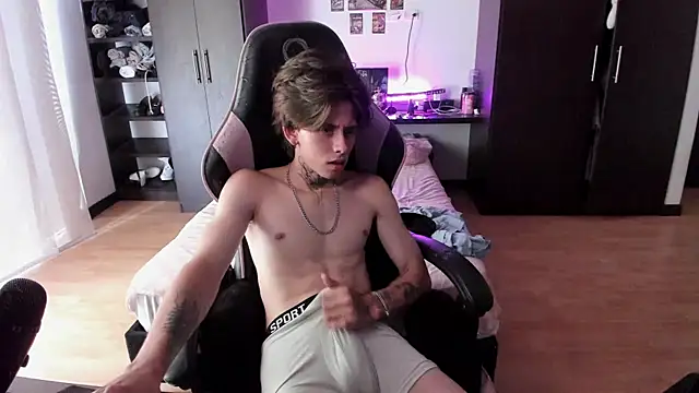 xIce_Boy live sex cam