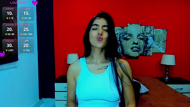 Cora_222's cam snapshot