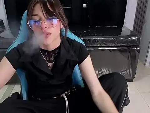 Skaller_james_a's cam snapshot