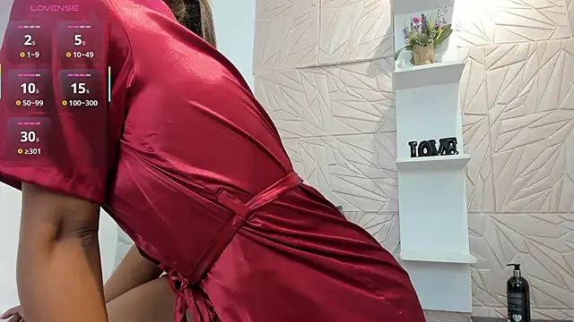 RebecaBlack_'s cam snapshot