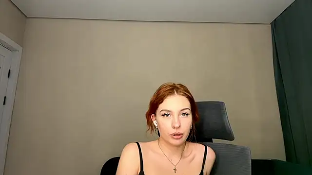 LuxuryRita's cam snapshot