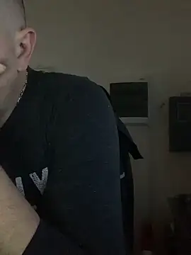 Mike8523 live sex cam