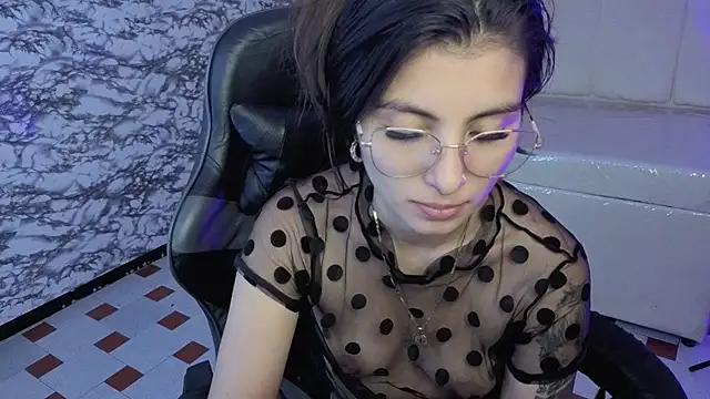 Cristal_love_v's cam snapshot