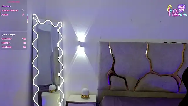 TINY_TAY's cam snapshot