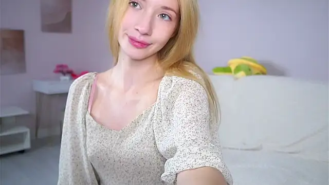 SunnivaCovil live sex cam