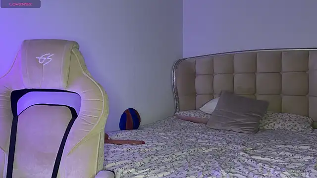 MarlynRobertsen's cam snapshot