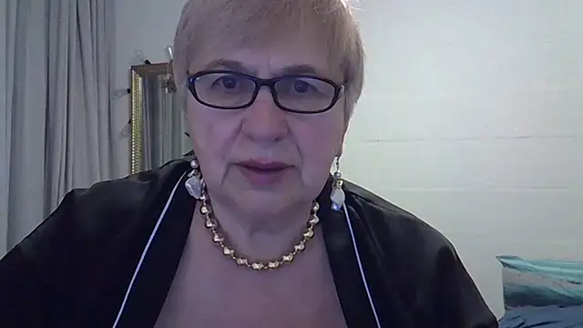 SweetCherry27's cam snapshot