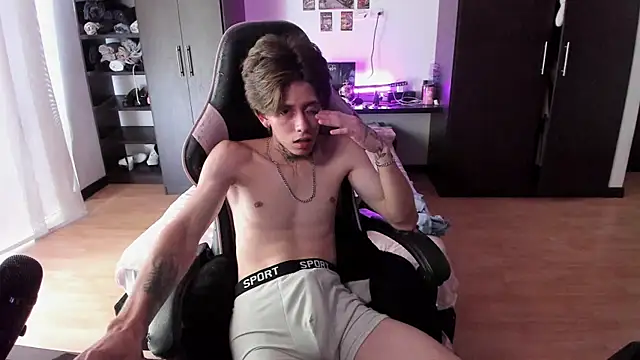 xIce_Boy live sex cam