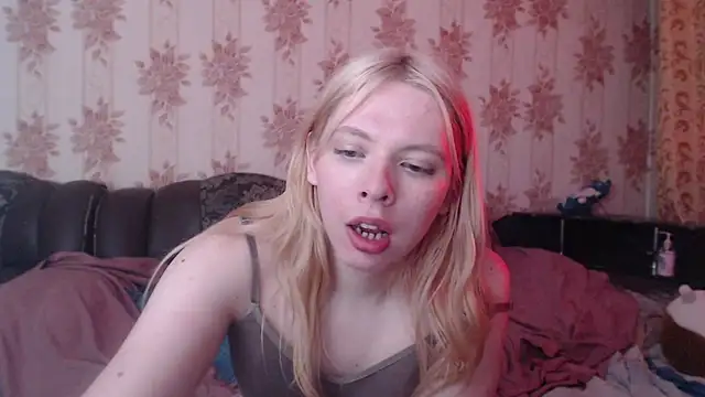 Cutie_Bambi live sex cam