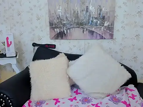 milf_bigass_'s cam snapshot