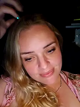 Bridgette03's cam snapshot