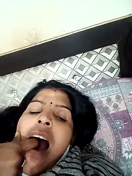 punamji_sexe's cam snapshot