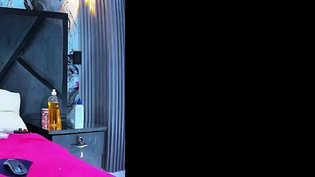 NathaxaLeans's cam snapshot