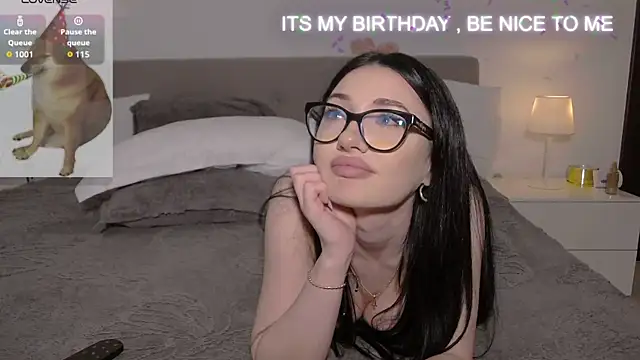 IvyNoirr's cam snapshot