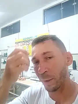 RobertoLuiz84 live sex cam