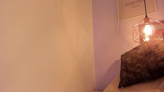 kristakinnky's cam snapshot