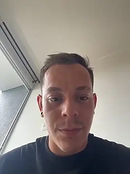 AxelMuller live sex cam