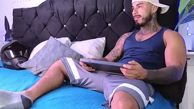 john_cartter1 live sex cam