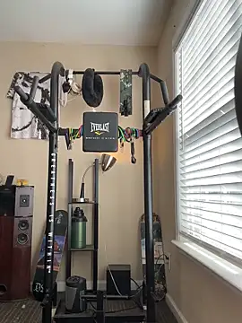 KeYBuMp323's cam snapshot