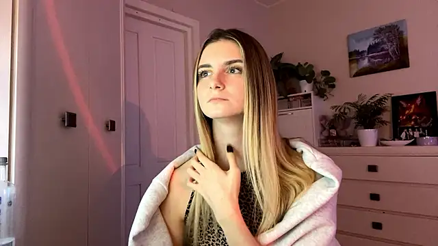 SharellHabersham's cam snapshot