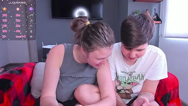 Tenderly_Couple's cam snapshot