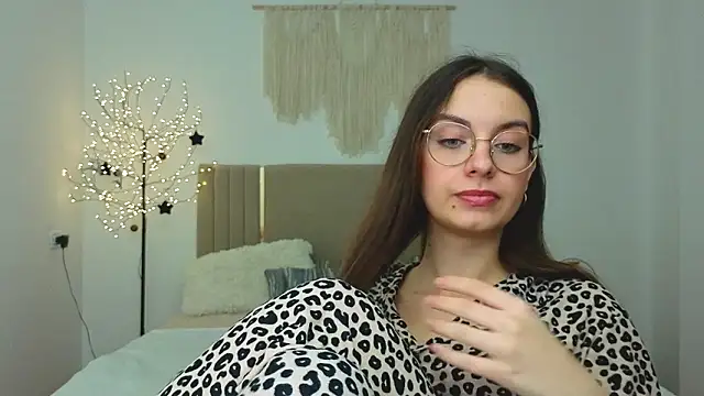 Real_cutie1's cam snapshot