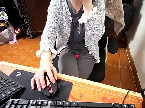 ---Lusi03---'s cam snapshot