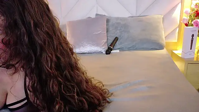 Anaise_latif's cam snapshot