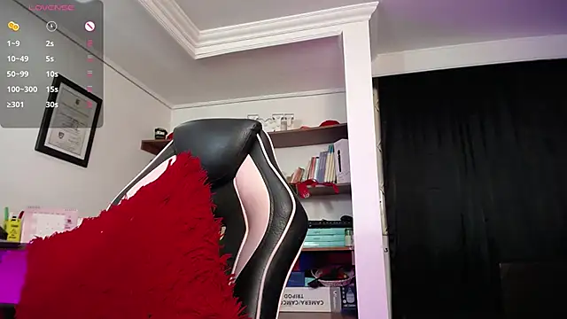 LiaTaylorr live sex cam