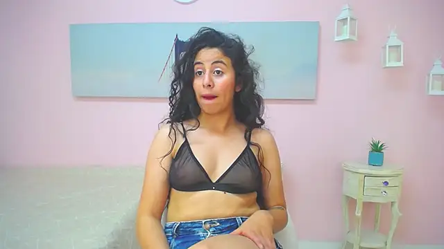 scarlett_clyde's cam snapshot