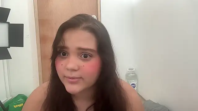 ImNovaSkye's cam snapshot