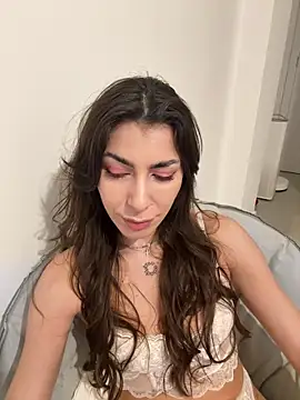 Rebecaburns's cam snapshot