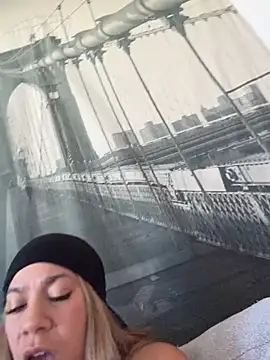 Bigbuttbrooklynn live sex cam