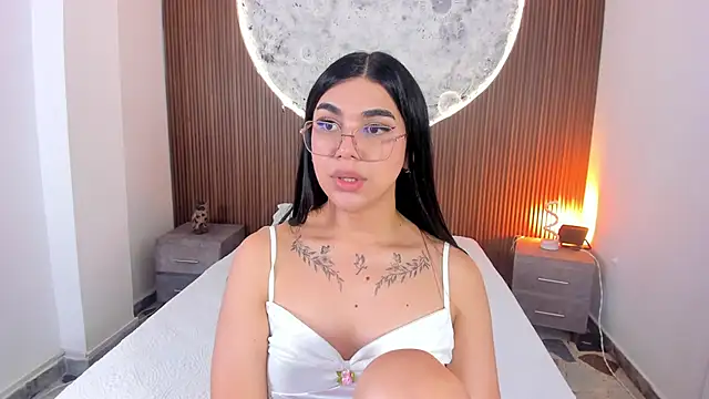 RoseCassie live sex cam